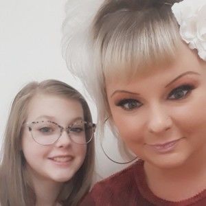 Meet your Posher, Felisha